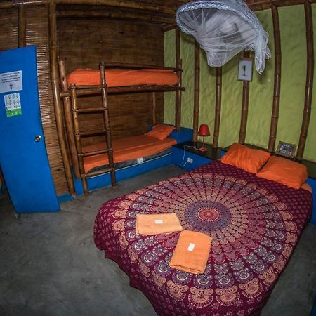 曼克拉 Psygon Surf Camp旅舍 外观 照片